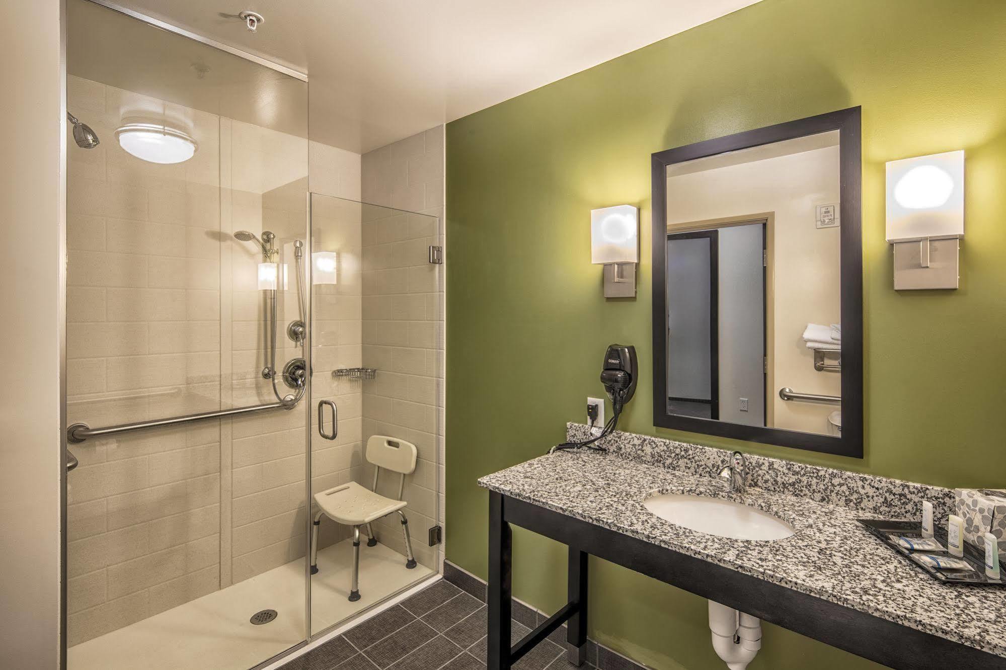 Sleep Inn & Suites Восток Сиракьюс Экстерьер фото