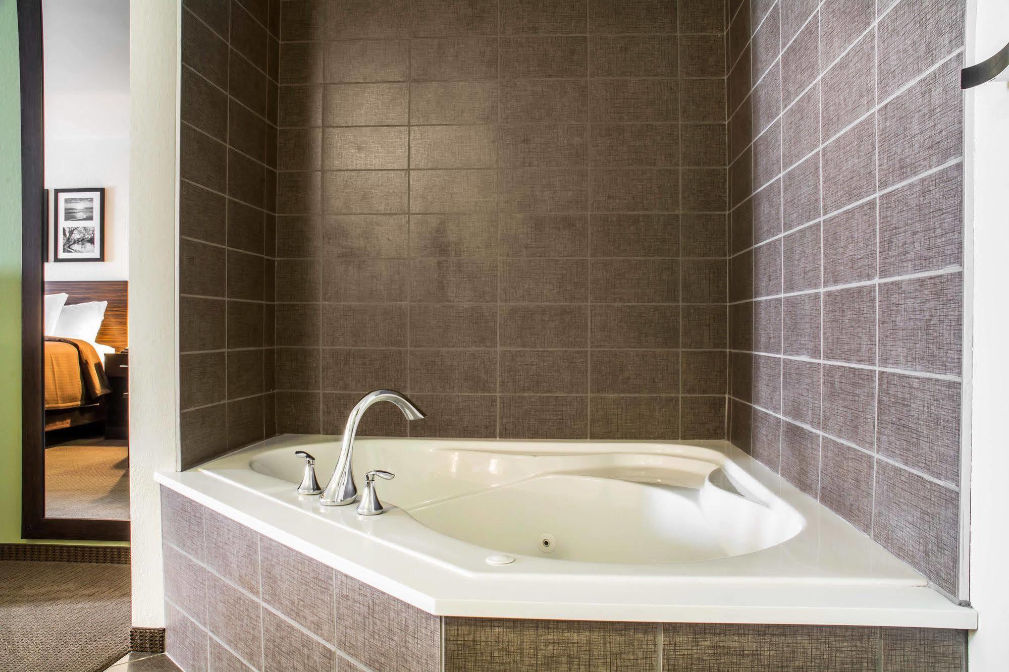 Sleep Inn & Suites Восток Сиракьюс Экстерьер фото